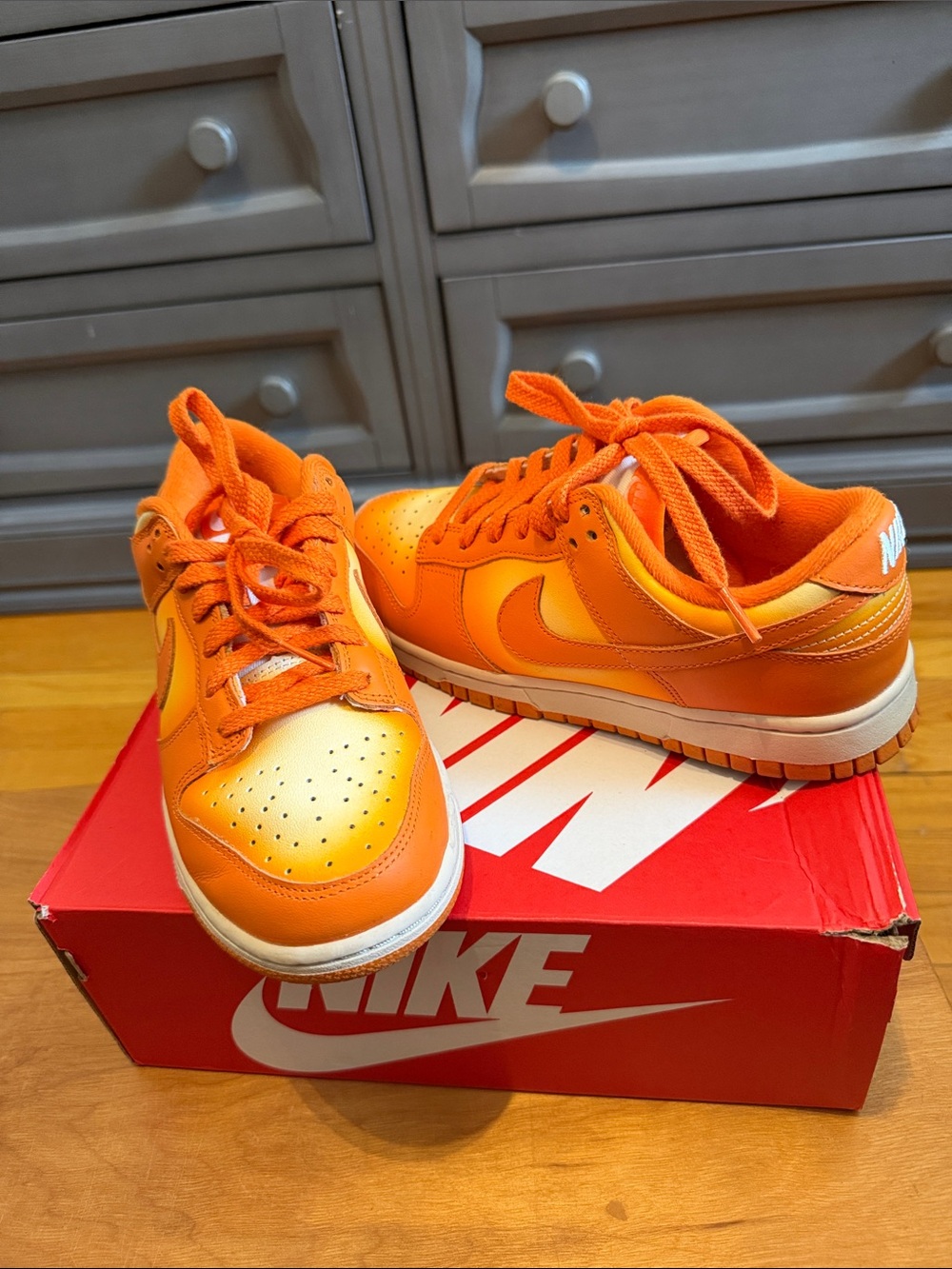 Nike Orange and Cream Gradient Low-Top Sneakers